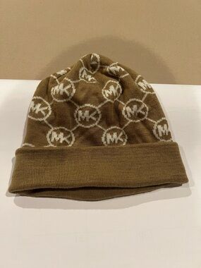 Michael Kors MK Logo Knit Beanie - Brown